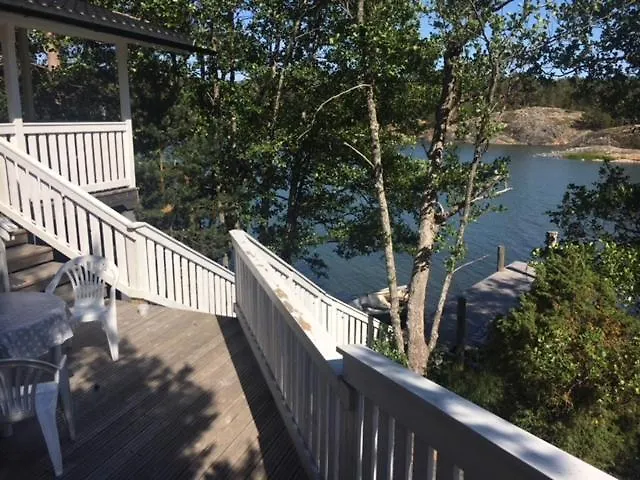 Helena By The Sea Chalet *